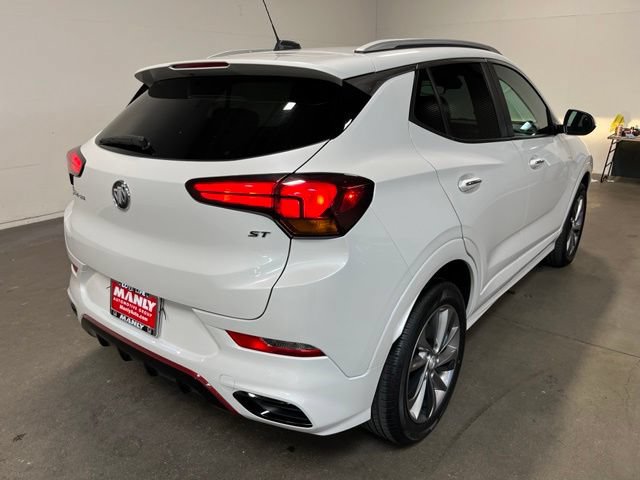 Used 2023 Buick Encore GX Select w/ Sport Touring Package AWD/4WD image 3