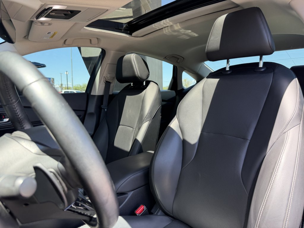 Used 2023 Honda Accord EX-L image 32