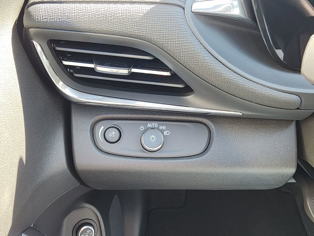 New 2026 Buick Envista Preferred image 17