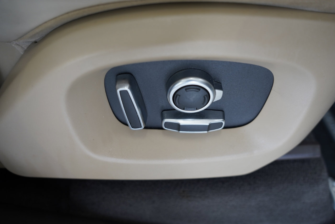 Used 2017 Land Rover Range Rover Sport Supercharged image 35