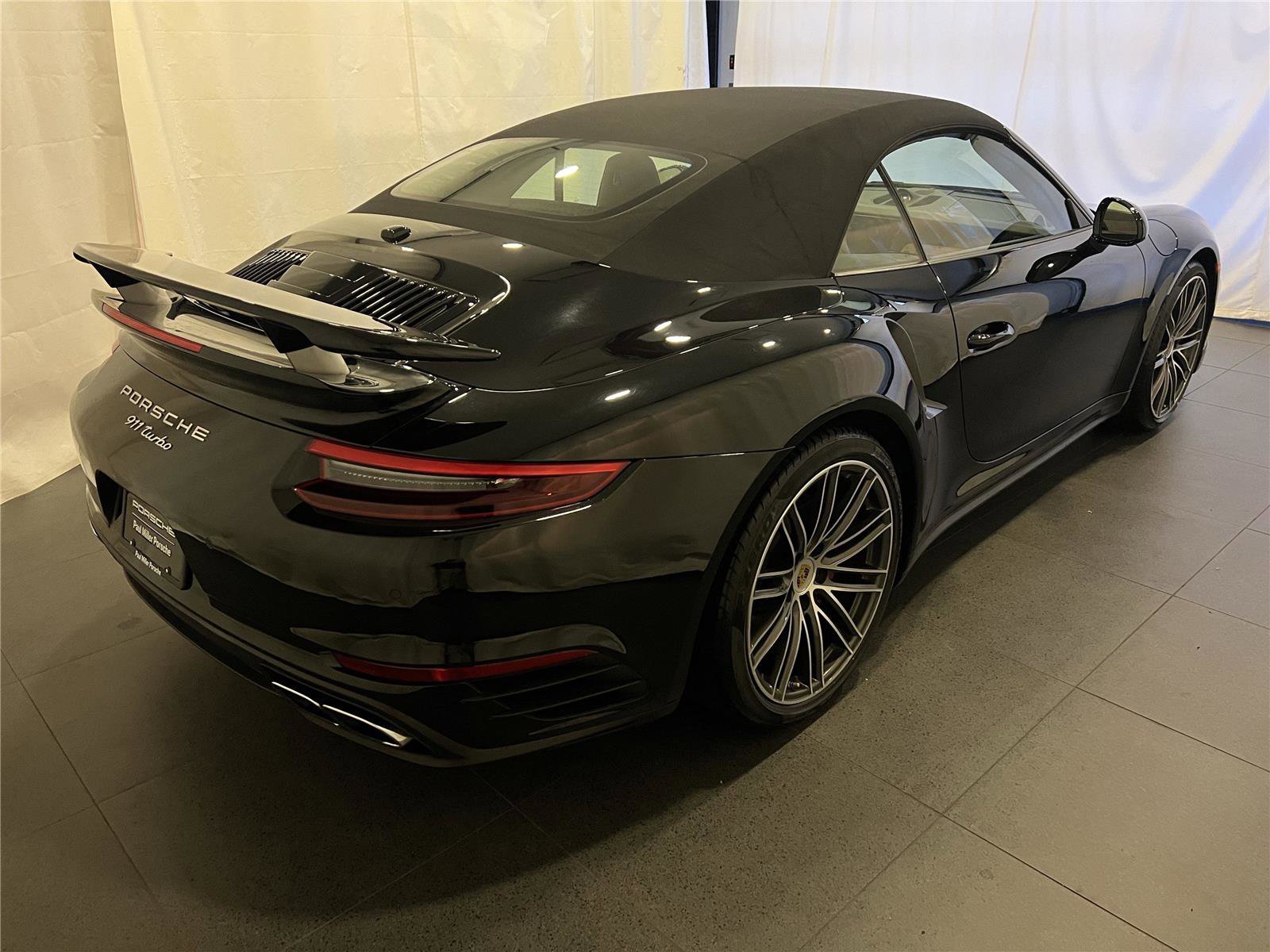 Certified 2019 Porsche 911 Turbo image 9