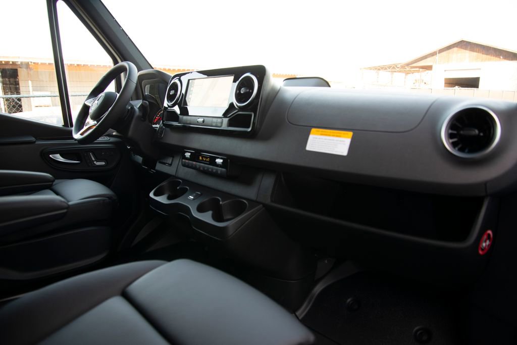 New 2026 Mercedes-Benz Sprinter 2500 image 14