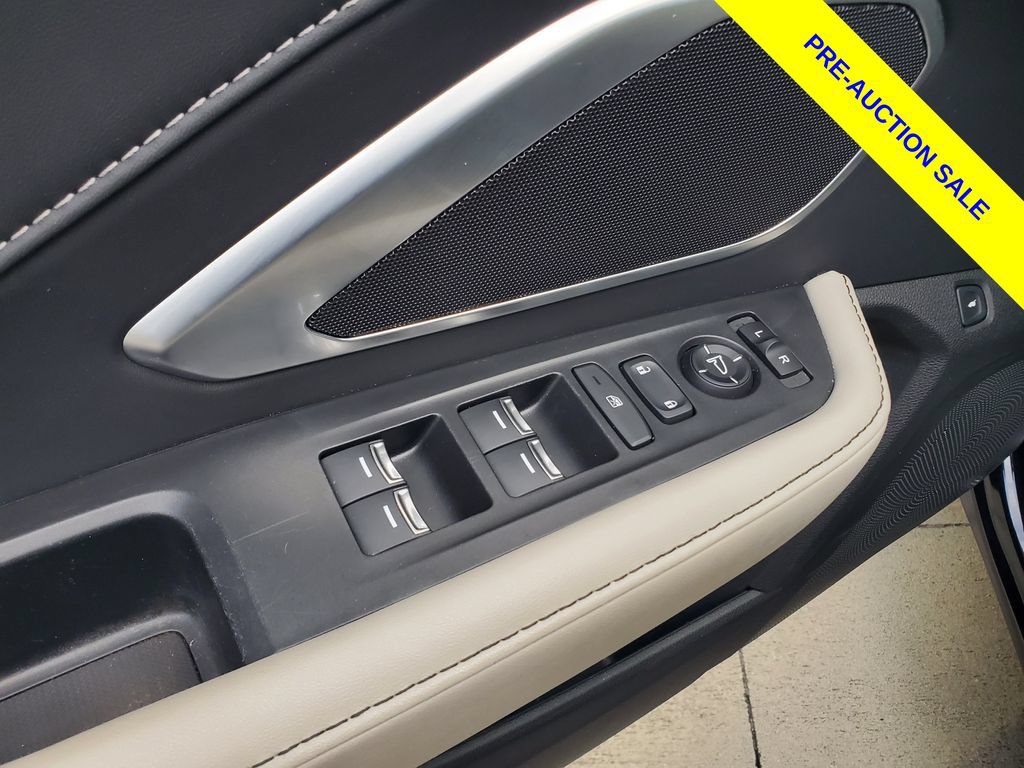 Used 2025 Acura RDX SH-AWD image 21