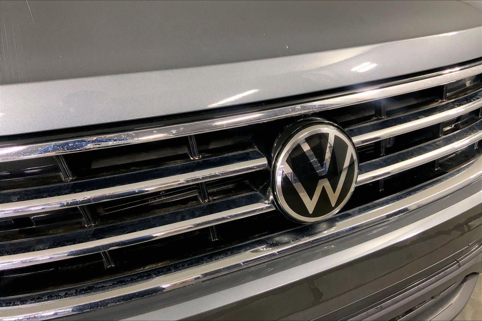Used 2024 Volkswagen Tiguan SE FWD image 30