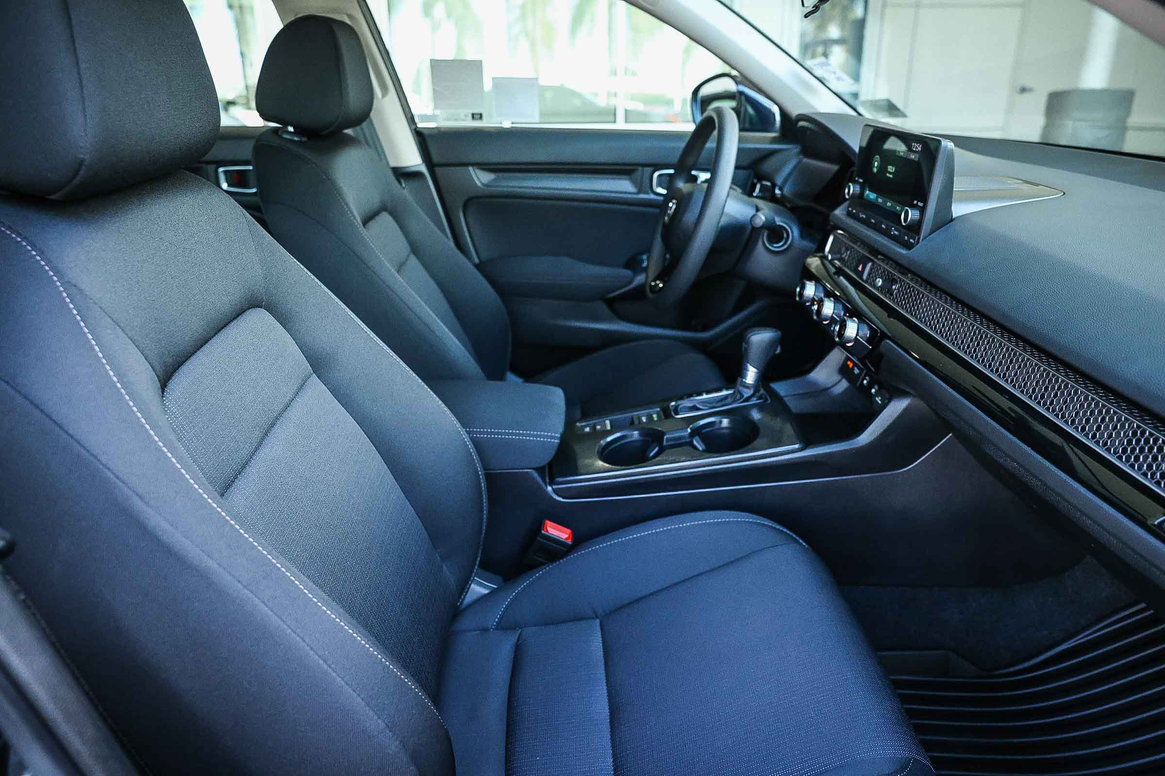 Used 2025 Honda Civic LX image 21