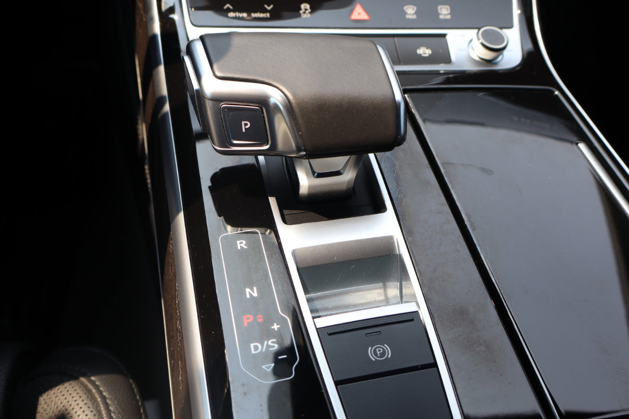 Used 2020 Audi A8 L 4.0T w/ Sport Plus Package image 21