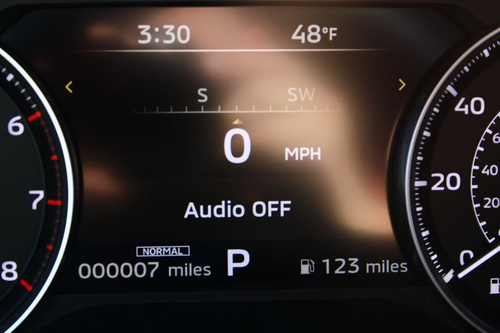 New 2026 Mitsubishi Outlander AWD image 23