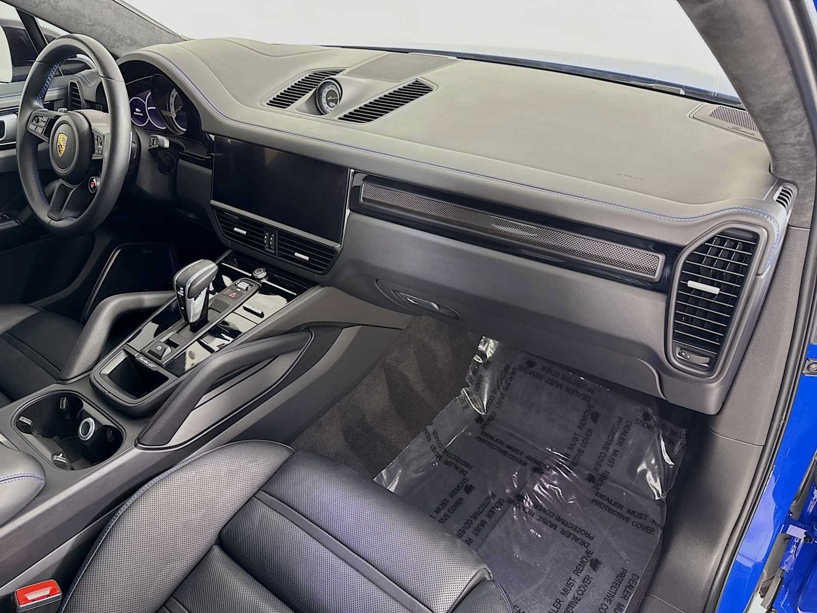 Certified 2023 Porsche Cayenne Turbo GT AWD/4WD image 29