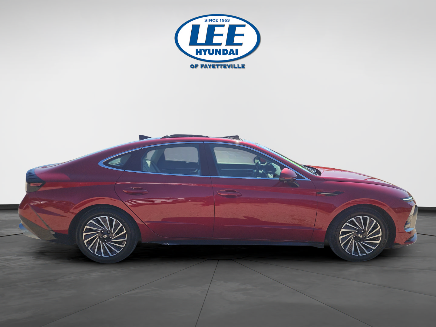 Certified 2024 Hyundai Sonata Limited FWD image 2