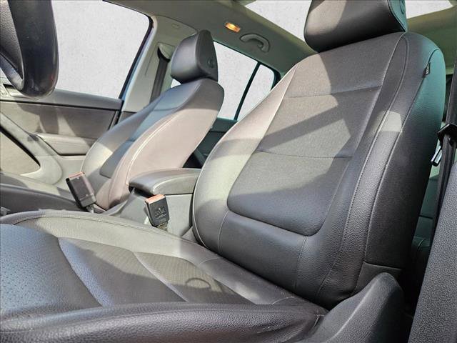 Used 2017 Volkswagen Tiguan Wolfsburg Edition image 11