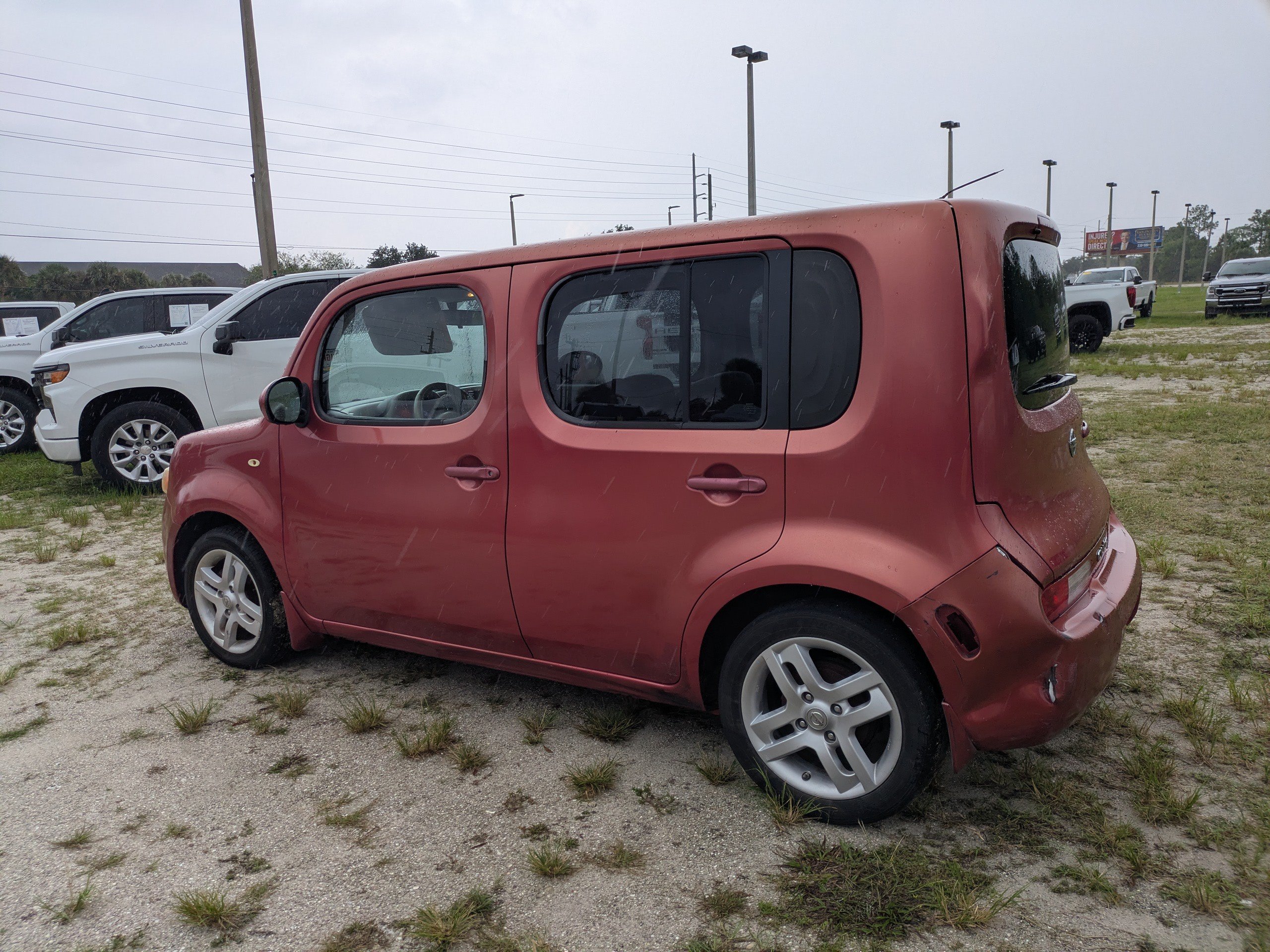 Used 2010 Nissan Cube 1.8 SL w/ Interior Designer Pkg FWD image 6