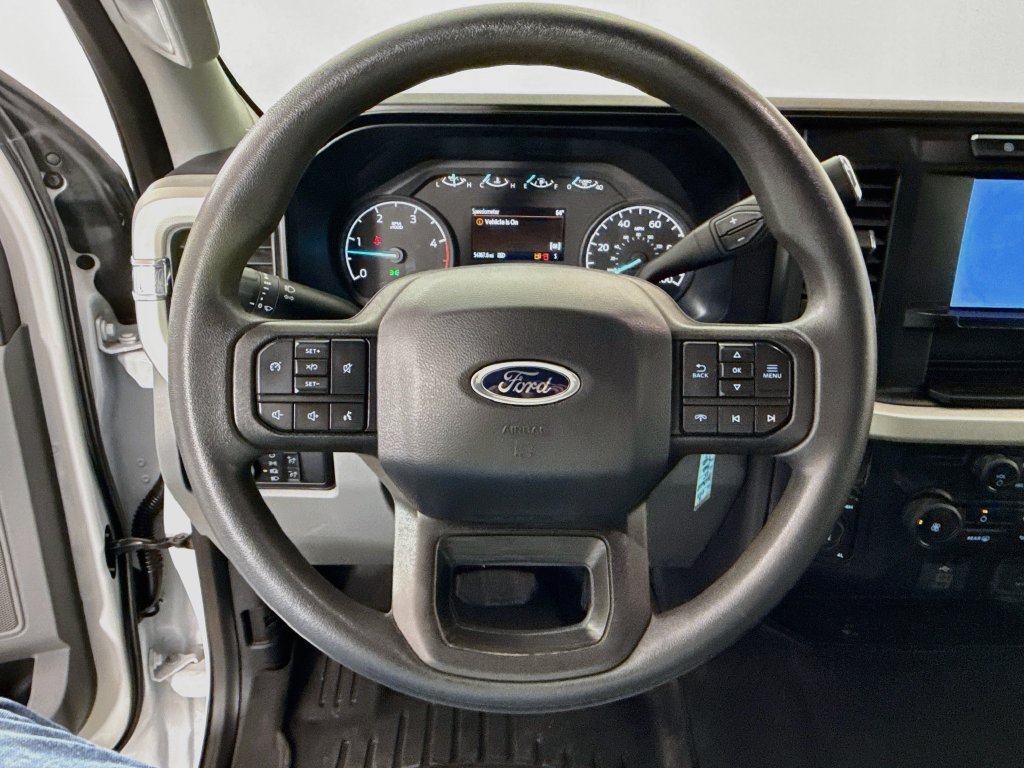 Used 2024 Ford F250 XLT w/ FX4 Off-Road Package AWD/4WD image 12
