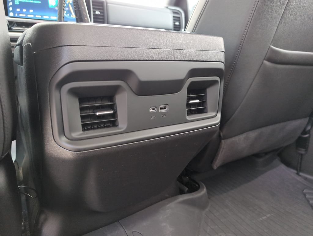Used 2023 Chevrolet Silverado 1500 LT Trail Boss w/ LT Trail Boss Premium Package AWD/4WD image 13