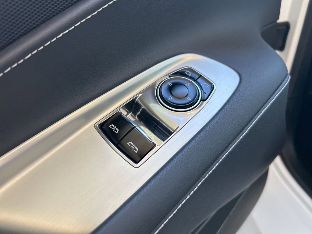 Used 2024 Chevrolet Corvette Stingray Coupe w/ Z51 Performance Package image 32