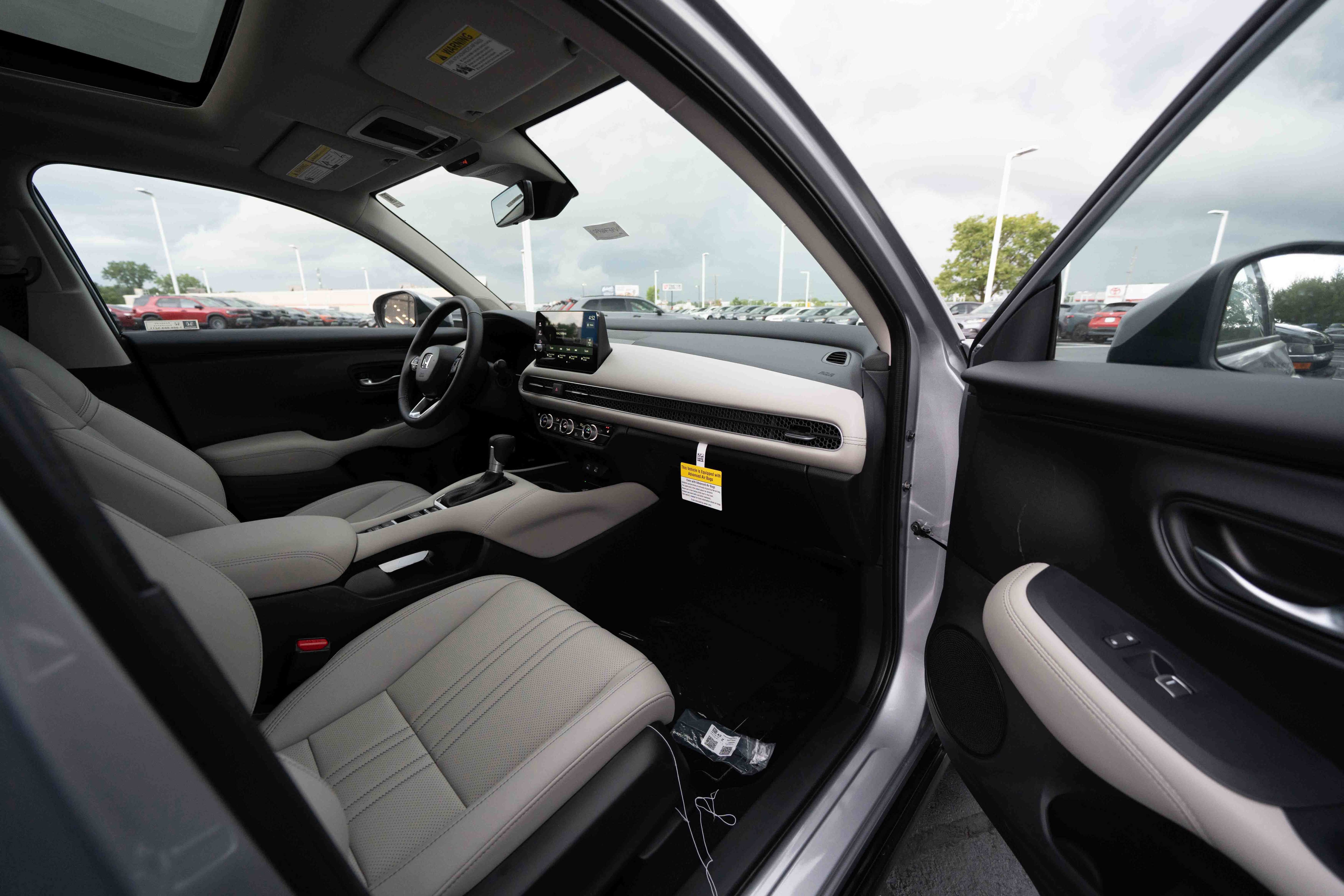 New 2026 Honda HR-V EX-L image 26