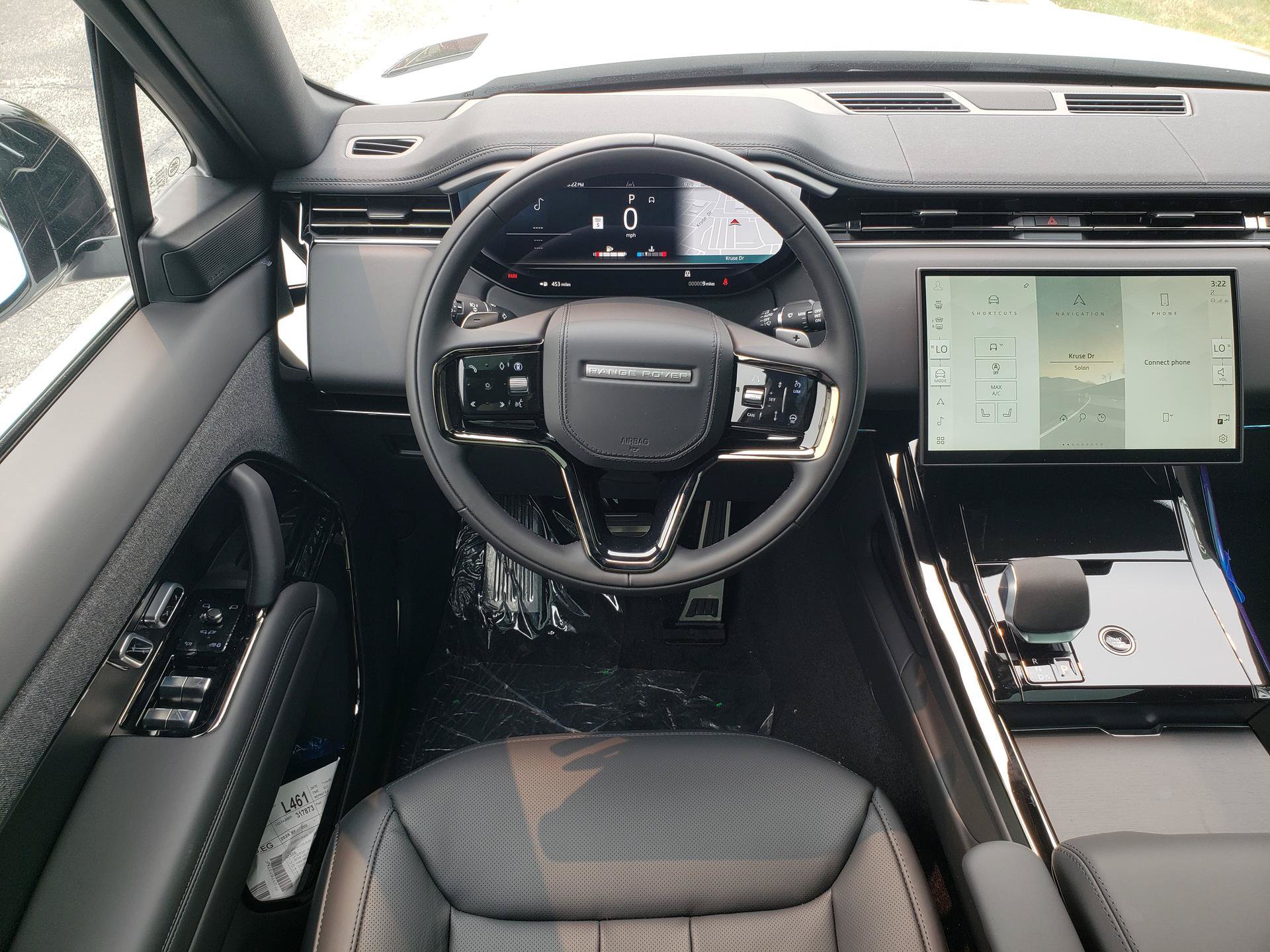 New 2026 Land Rover Range Rover Sport Dynamic SE AWD/4WD image 17