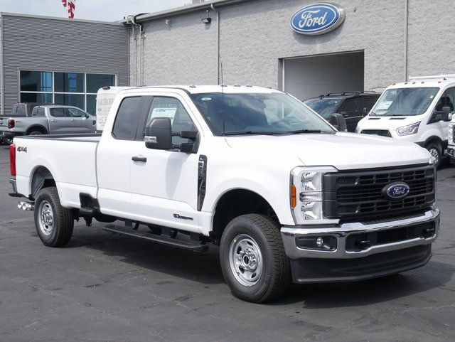 New 2025 Ford F250 XL w/ XL Chrome Package image 5