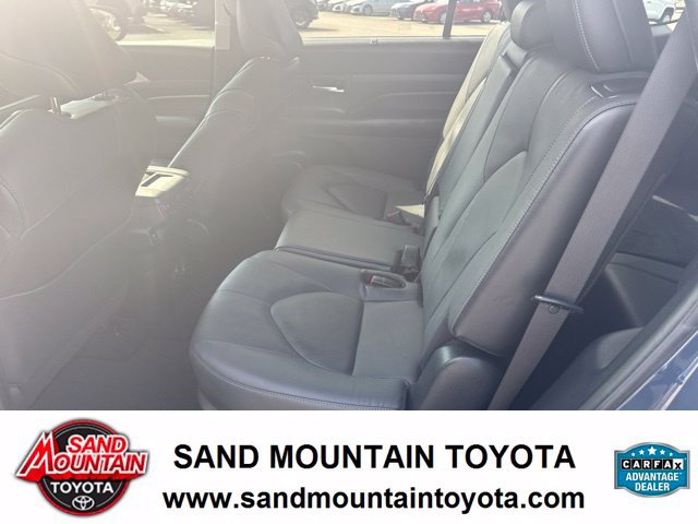 Used 2024 Toyota Grand Highlander FWD image 12
