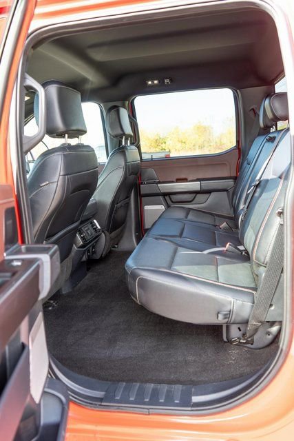 Used 2022 Ford F150 Lariat w/ Equipment Group 502A High image 11