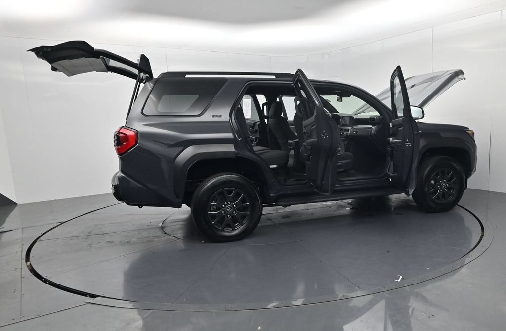 Used 2025 Toyota 4Runner SR5 AWD/4WD image 56