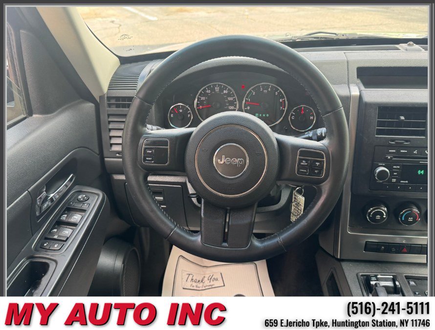 Used 2011 Jeep Liberty Sport AWD/4WD image 12