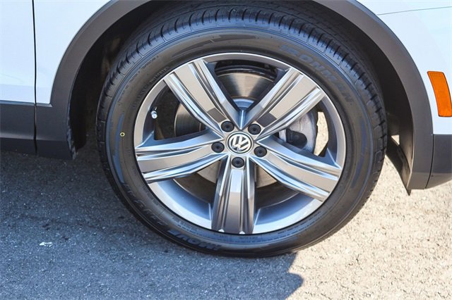 Used 2021 Volkswagen Tiguan SEL image 13