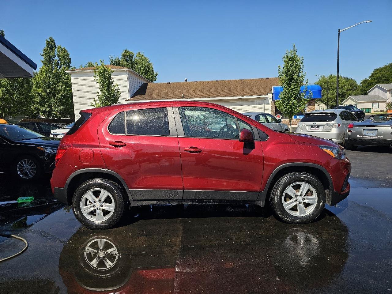 Used 2022 Chevrolet Trax LS w/ Tint and Cruise Package AWD/4WD image 13