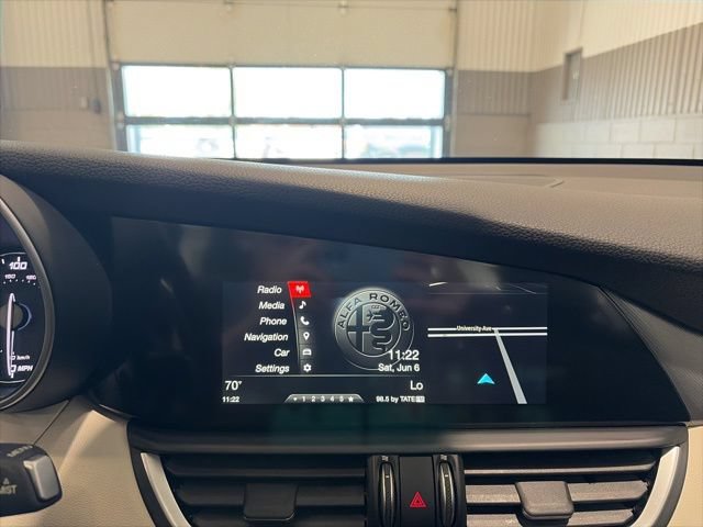 Used 2018 Alfa Romeo Giulia Ti AWD/4WD image 22