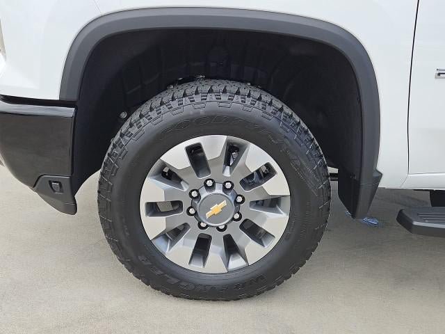 New 2026 Chevrolet Silverado 2500 Custom w/ Custom Value Package AWD/4WD image 32