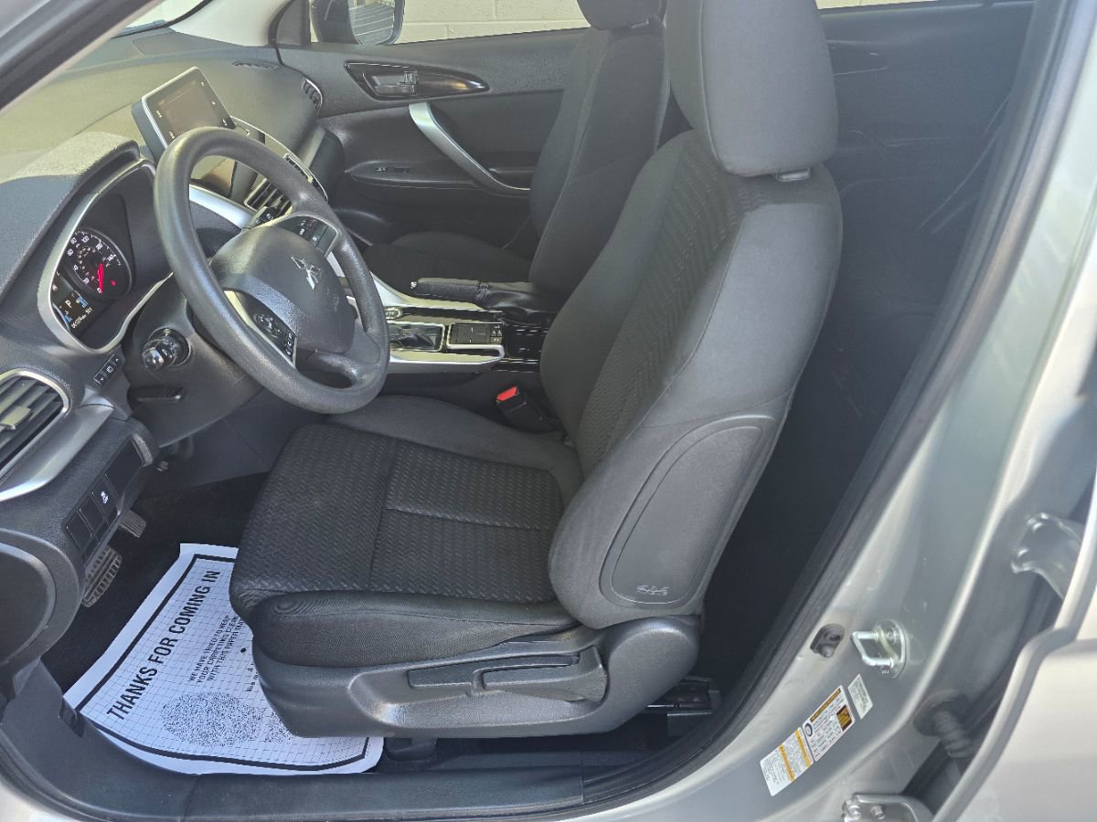 Used 2018 Mitsubishi Eclipse Cross LE image 34