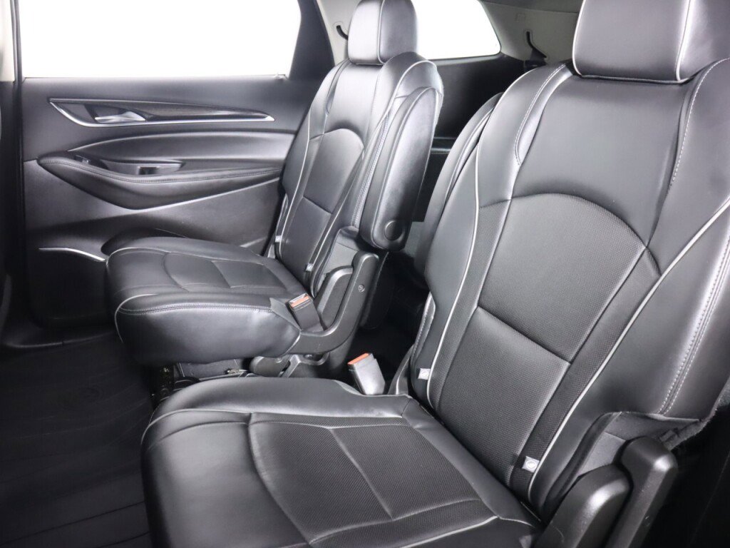 Used 2019 Buick Enclave Avenir w/ Avenir Technology Package image 39