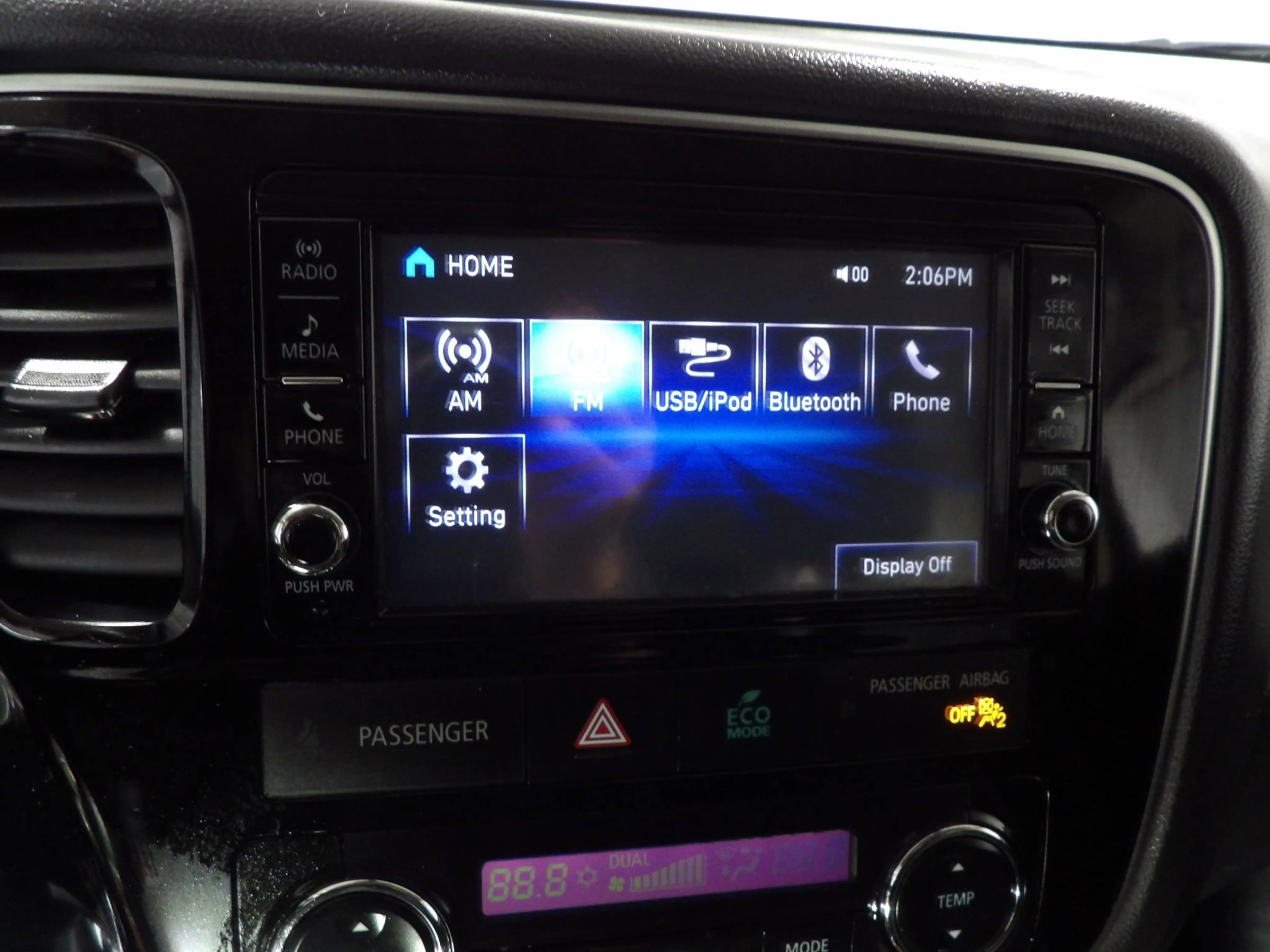 Used 2018 Mitsubishi Outlander ES image 17