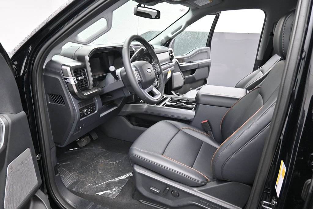 New 2027 Ford F350 Lariat w/ Black Appearance Package AWD/4WD image 11