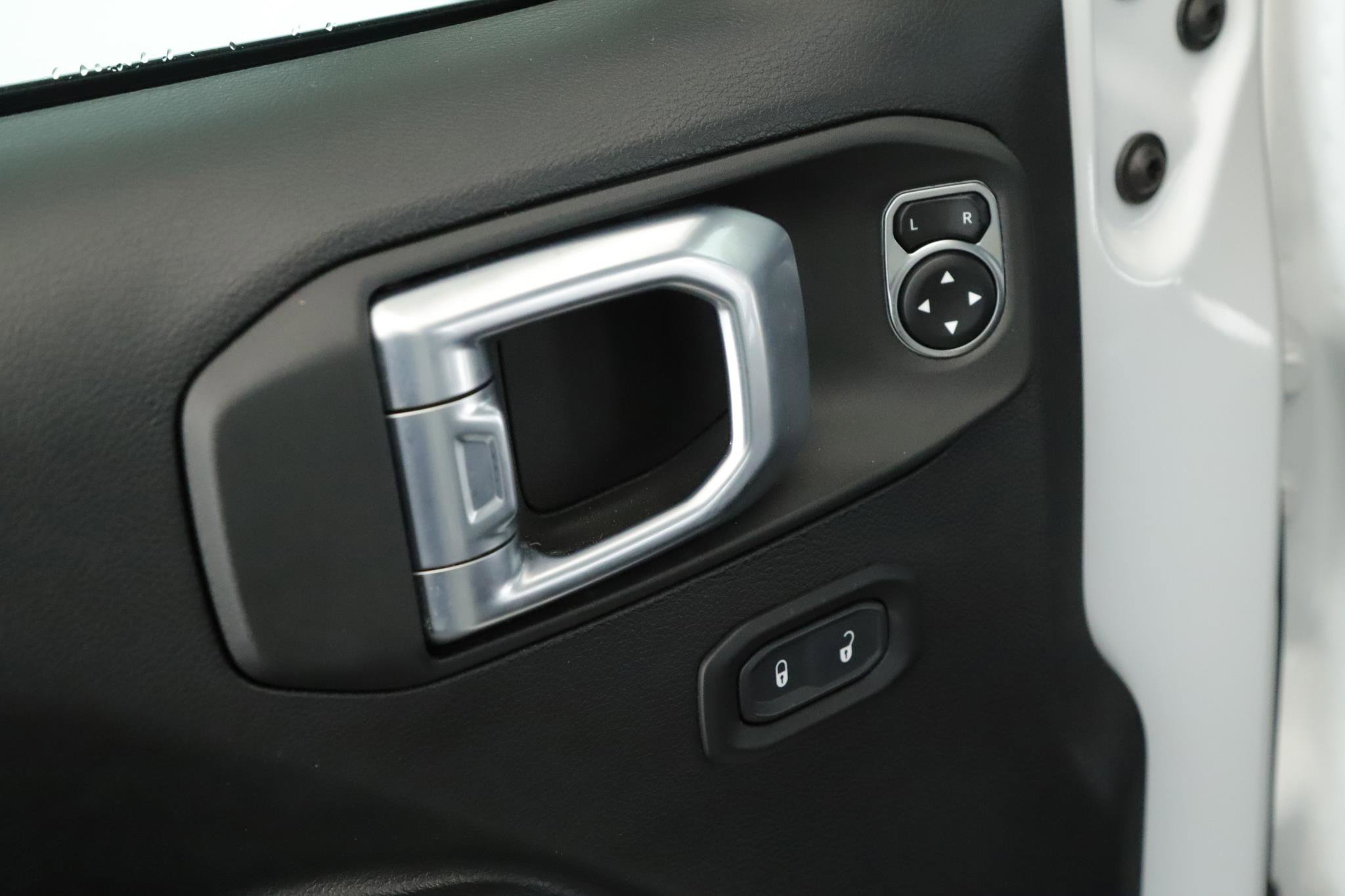 Used 2023 Jeep Wrangler Unlimited Sport image 6