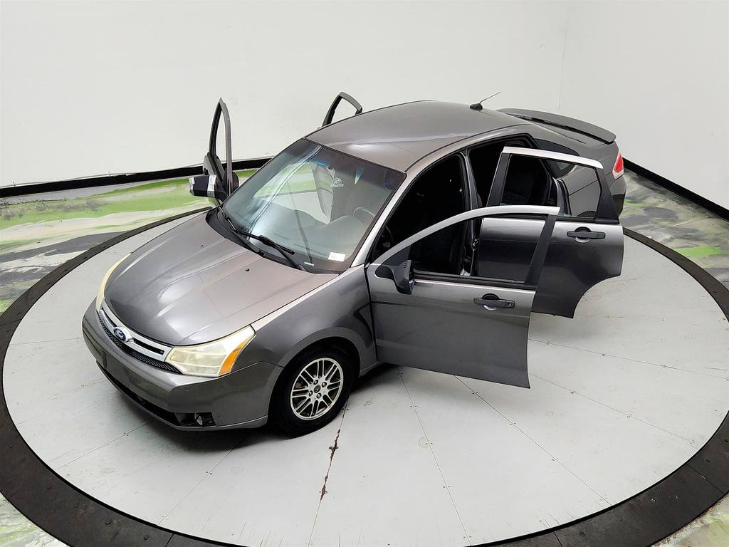Used 2011 Ford Focus SE w/ 201A Rapid Spec Order Code FWD image 36