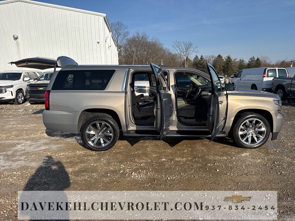 Used 2017 Chevrolet Suburban Premier image 43