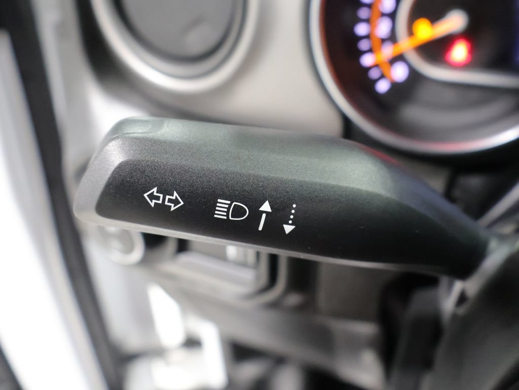 Used 2023 Jeep Gladiator Sport AWD/4WD image 40
