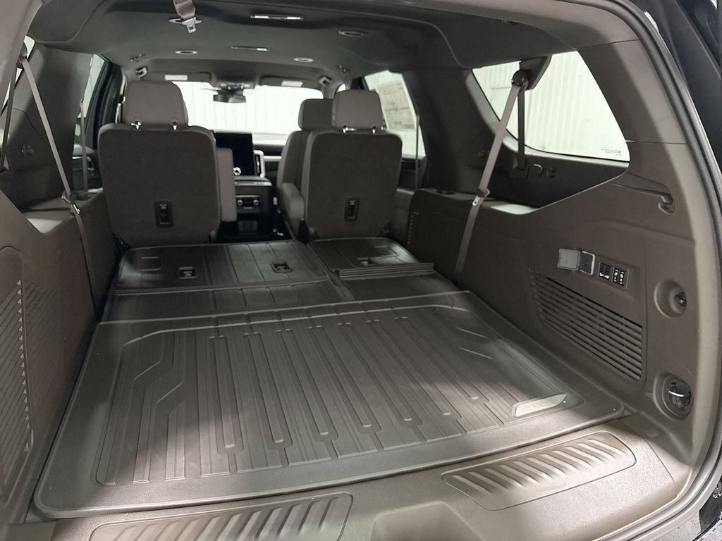 New 2026 GMC Yukon XL Elevation w/ LPO, Floor Liner Package AWD/4WD image 37