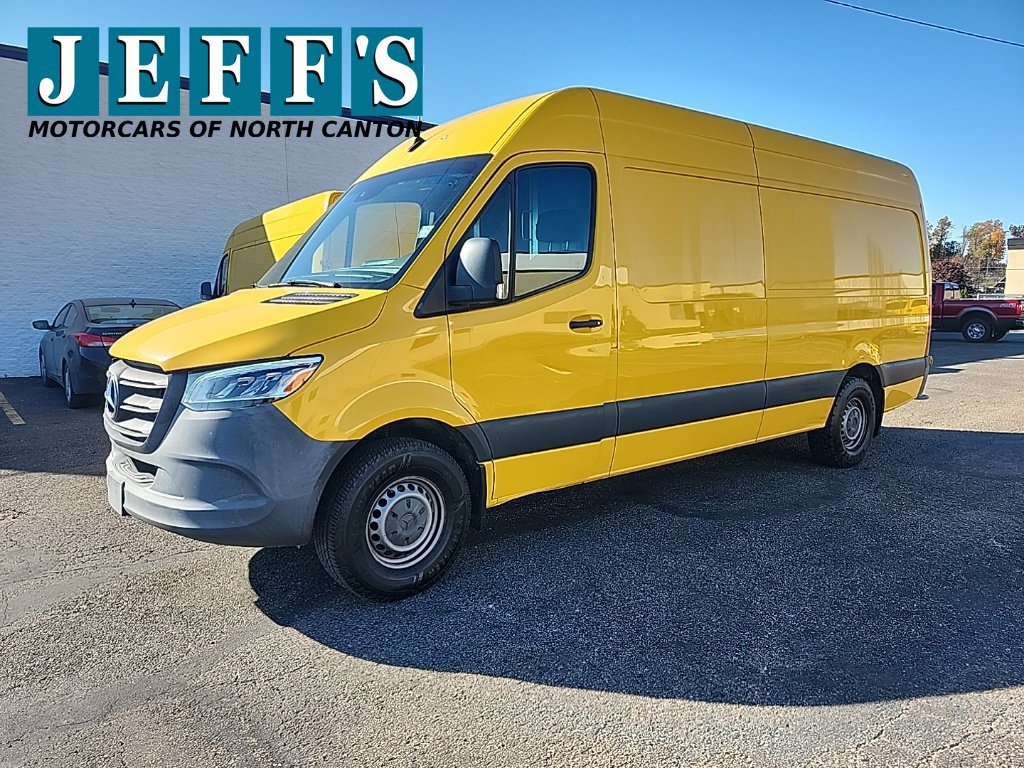 Used 2021 Mercedes-Benz Sprinter 2500 image 1