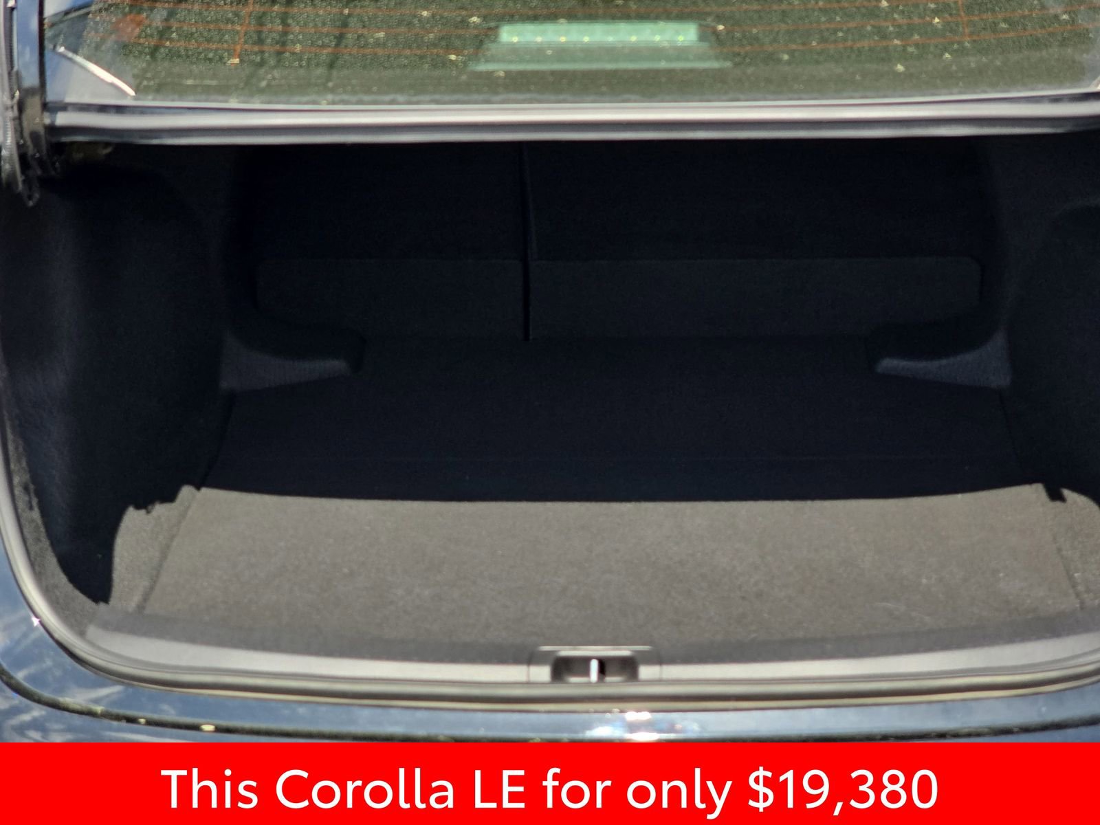 Used 2023 Toyota Corolla LE w/ LE Premium Package image 18