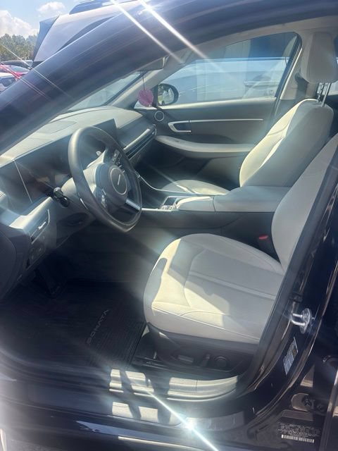 Used 2024 Hyundai Sonata SEL w/ Convenience Package FWD image 3