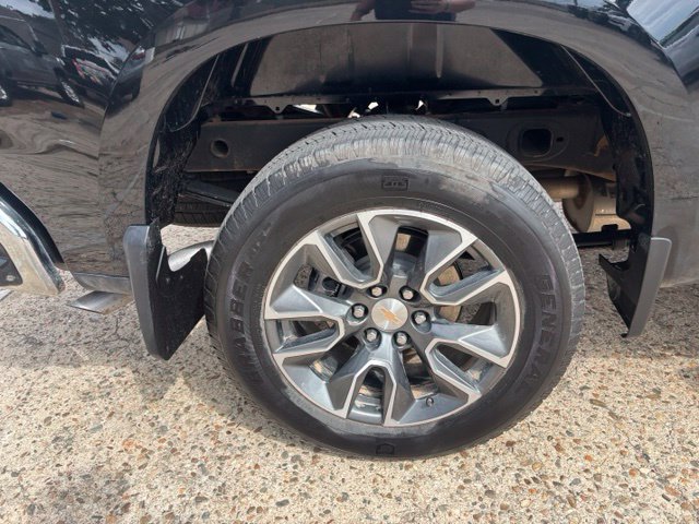 Used 2025 Chevrolet Silverado 1500 LT w/ Convenience Package II AWD/4WD image 9