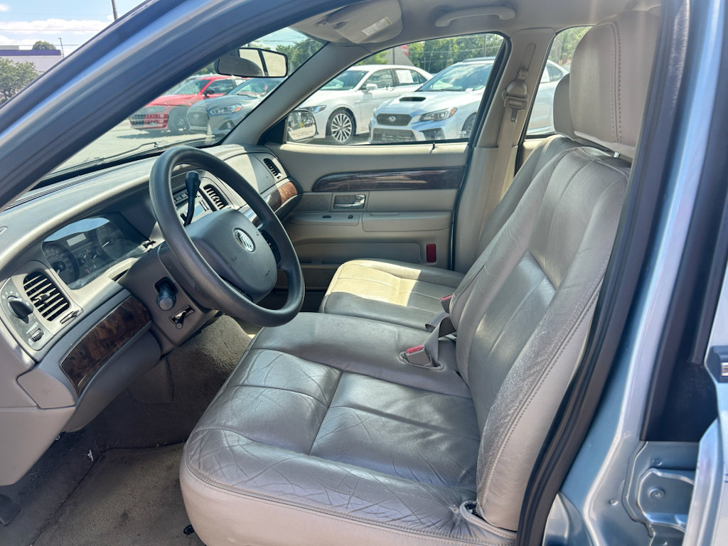Used 2008 Mercury Grand Marquis GS RWD image 9