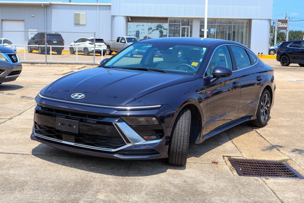 Used 2025 Hyundai Sonata SEL FWD image 23
