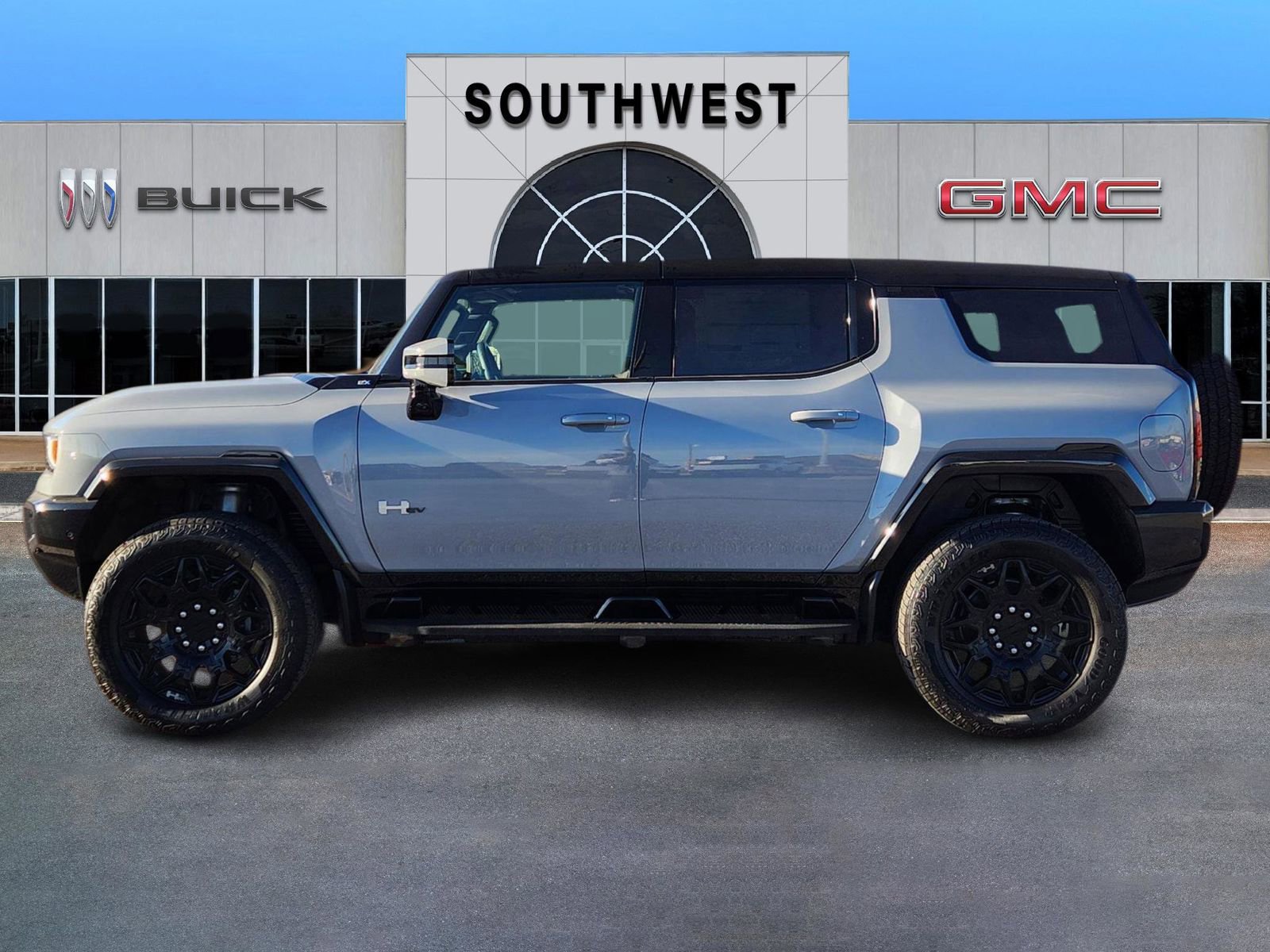 New 2025 GMC Hummer EV 2X image 3