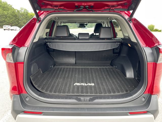 Used 2019 Toyota RAV4 Adventure w/ Cold Weather Package AWD/4WD image 16