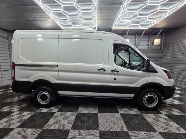Used 2019 Ford Transit 250 130 Medium Roof RWD image 9