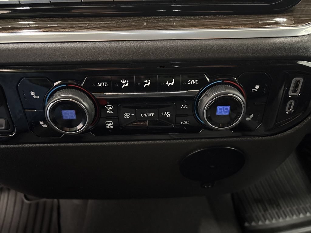 Used 2023 Chevrolet Silverado 1500 RST AWD/4WD image 23