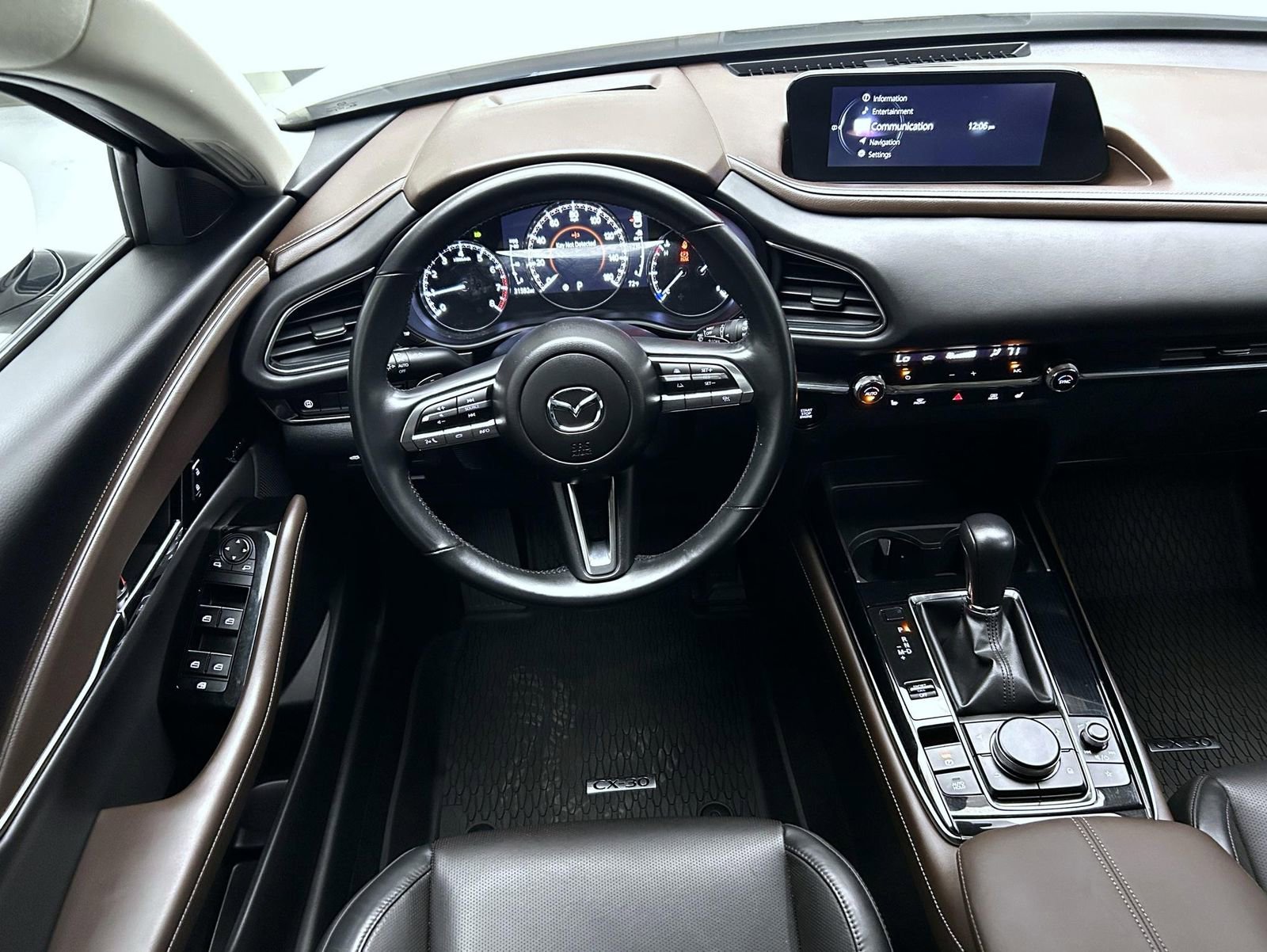 Used 2020 MAZDA CX-30 AWD w/ Premium Package image 14