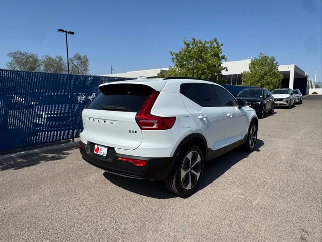 New 2025 Volvo XC40 B5 Plus w/ Protection Package Premier image 4